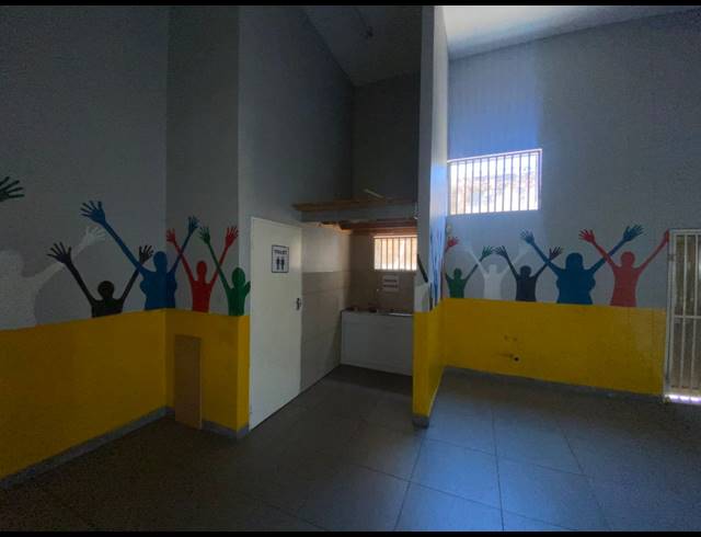 145M² BUILDING TO LET IN RUSTENBURG CENTRAL